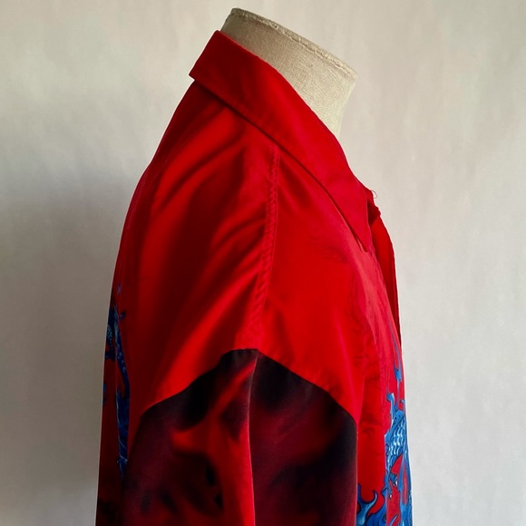 Mt:2 Retro Dragon Button up T - Picture 3 of 5